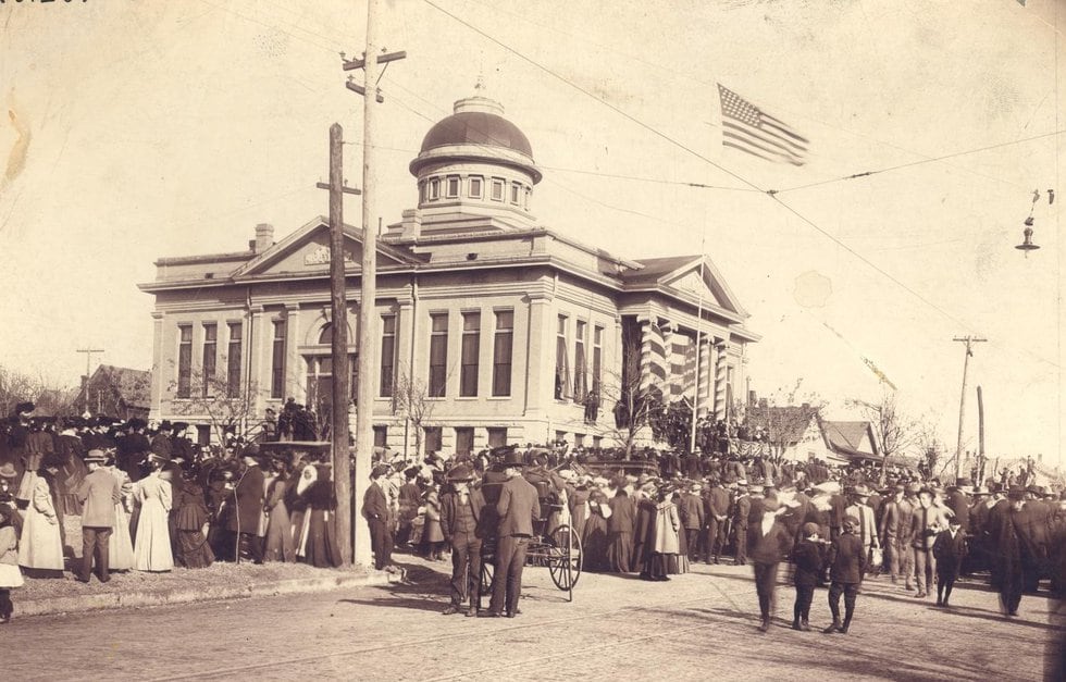 Carnegie Library in 1906 (courtesy of the Oklahoma Historical Society)